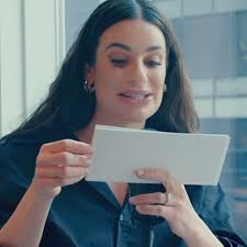 Lea Michele proves she can read