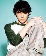 #fake american accents #english singers #british. Pop Music Scene Became More Diversified In 2004