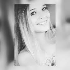 Ashlee Bird's Instagram, Twitter & Facebook