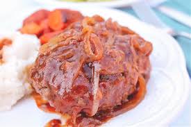 Combine the ground beef, breadcrumbs, ketchup, dry mustard, worcestershire sauce, bouillon and some salt and pepper. Incredible Salisbury Steak This Is Comfort Food Bunny S Warm Oven
