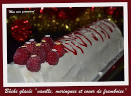 Buche Glacee Vanille Meringues Et Cœur De Framboise Recette Avec Images Buche Glacee Recette Buche Meringue