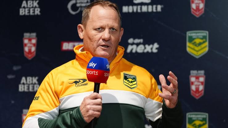 St Helens appoint shock new coach in £1million move