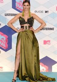 Oops Deepika Padukone Repeats Her 2012 Look At Oscars 2017 All eyes are on deepika padukone's achievements in the west.