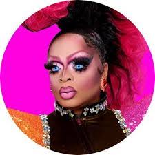 Violet Kennedy's Instagram, Twitter & Facebook