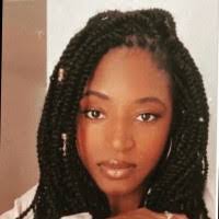 Danielle Vernon's Instagram, Twitter & Facebook