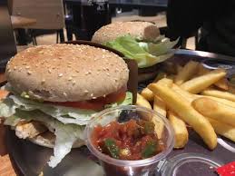 Burger Fuel د بي تعليقات حول المطاعم Tripadvisor