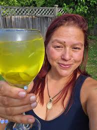 Happy Saturday, vodka, ice and pickles with pickle juice <3 🥒🥒🥒🥒 <3