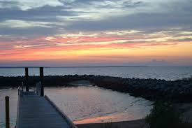 Taking the bus creates the smallest carbon footprint. Beaches Near Williamsburg Mr Williamsburg