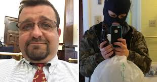 Free Legal Tips Shared By Funny Lawyer L. Scott Briscoe Will Have You  Rolling