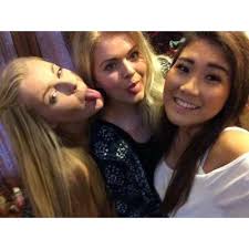 Carrie Wan (@CarrieWan36)