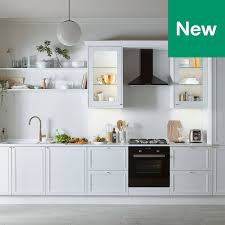 Are glazed cabinets out of style 2019? B Q Showing Off In The Kitchen Is Trending This New Decade This Open Shelving Style Statement Puts Your Kitchenware In The Spotlight With Glazed Cabinets And Integrated Lighting It S Not Only