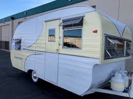 The 16 foot was pushing it a bit for us on weight and we wanted our trailer to be as light as possible, so we chose the 13 foot with no bathroom (also known as layout 1). Vintage Camper Trailers For Sale We Are Selling This Well Maintained 1952 Vintage Trailer It Vintage Camper Vintage Camper Interior Vintage Trailer Interior