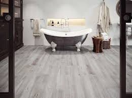 Fliesen In Holzoptik Zeitlose Klassische Designs Homify Homify Fliesen Holzoptik Bodenfliesen Holzoptik Fliesen Holzoptik Grau