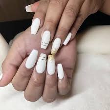 Try white dots on the base coat of black or vice versa. 80 Striking White Nail Designs For 2021 Naildesigncode