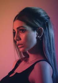 Cris Peralta's Instagram, Twitter & Facebook