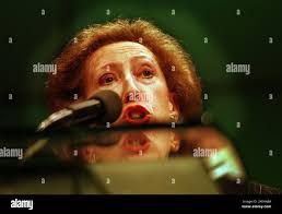 Margaret harris hi-res stock photography and images