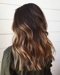 Honey blonde hair is a blend of dark and warm blonde with light brown. 30 Best Honey Blonde Hair Colours For Women In 2020 All Things Hair