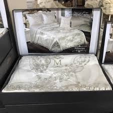 Ceyiz Panosundaki Pin