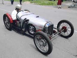A Custom Built Cyclecar Love The Look Still Thinking About Making One Of These Cyclekart Cycle Car Classic Racing Cars