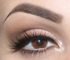 Découvrez les plus belles photos de maquillage discret yeux marrons pour observer et apprendre à vous maquiller. Come Creare Un Trucco Da Cerimonia Semplice Ed Elegante Maquillage Yeux Marrons Mariage Maquillage Invitee Mariage Maquillage Naturel Yeux