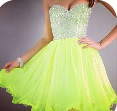 Neon Dress This Is Really Pretty Not The Biggest Fan Of That Color But It S Still Very Pretty Neon Prom Dresses Gorgeous Clothes Neon Dresses