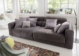 Riesen Ledersofa Extra Tiefes Sofa Um Einfach Mal Zu Chillen Chill Sofa Leder Design Interiordesign Sofa Tiefe Couch Sofa Stoff