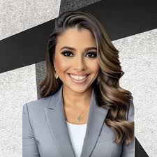 datasquared #ai #innovation #machinelearning #predictiveanalytics  #government #industrial #aiproduct #appliedscience #datascience #analytics 