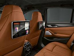 The new 2019 bmw m5 competition sedan raises the bar for performance, agility and precision within its class. Bmw M5 Competition F90 Spezifikationen Fotos 2018 2019 2020 Autoevolution In Deutscher Sprache