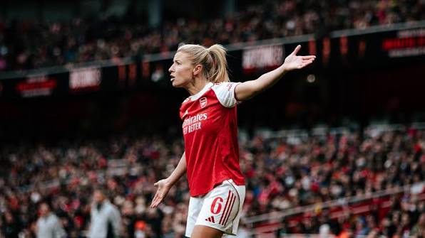 Leah Williamson to miss Aston Villa FA Cup tie, but goalkeeper could return