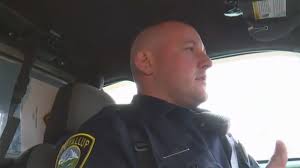 Washington teacher changes career after 10 years to become police officer