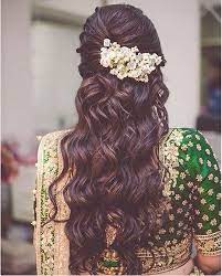 Instagram Alert Fresh Flower Hairstyles Super Pretty Ways To Use Flowers In Your Hair Witty Vows Open Hairstyles Braided Hairstyles For Wedding Indian Wedding Hairstyles