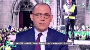 Bruno questel 🇫🇷 ретвитнул(а) europe 1. Le Blog De Jean Charles Houel Bruno Questel Invite Special De L Emission C Politique Sur La 5