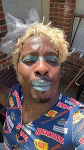 Laquanda got a message