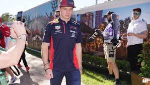 Vooral zijn zege tijdens de laatste grand prix in abu dhabi was overtuigend. Transport Online Max Verstappen Fans Met Speciale Fanbus Naar Grand Prix In Oostenrijk Foto S