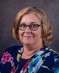 Karen Grindle's Instagram, Twitter & Facebook