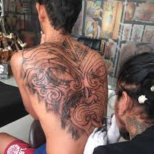 A technically sound batsman who is a welcome throwback to the times when batting was artistic, dhananjaya de silva rose up the ranks through a. Tattoo Paradise Sri Lanka The Academy Of Living Arts Photos Facebook