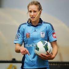 Gorgeous Woman Cricketer Ellyse Perry Gorgeous Women Soccer Ball Women