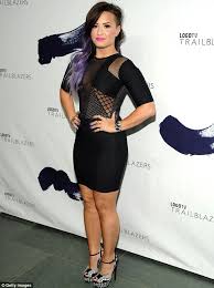 Demi Lovato Crams Her Curves Into Figure Hugging Black Dress Demi Lovato Dress Demi Lovato Body Demi Lovato Legs