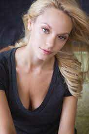 Born February 4 1990 In Greenville Michigan Usa Beauty Pretty Face Hair Makeup