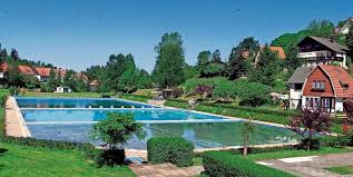 So Idyllisch Und Gepflegt Kennen Viele Suhler Noch Ihr Ehemaliges Schwimmbad Im Haseltal Caravanstellplatz Auf Dem Areal Des Haseltal Schwimmbads Suhl Zella Mehlis Insudthuringen