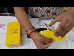 Kelebihan utama yang dimiliki oleh ponsel ini adalah ukuran layar yang dimilikinya dan dirasa sangat memuaskan sebesar 6,2 inci. Realme C2 6d Tempered Glass Full Edge To Edge Protection Golectures Online Lectures