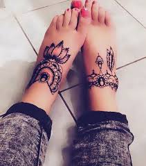 It is hard to find small foot tattoos as most boys and girls prefer to have large size tattoos on foot. 50 Foot Tattoos For Women 2021 Small Designs Ideas