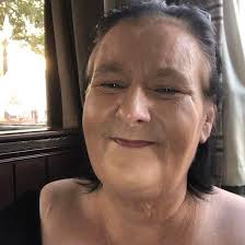 What can I do with my hair it's a mess (Excuse my glasses