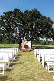 Flying V Ranch Wedding Venue Decatur Tx Ranch Wedding Venue Wedding Venues Wedding
