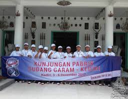 Sejarah rokok gudang garam yang menakjubkan, ternyata logonya dapat inspirasi dari mimpi. Kunjungan Wisata Budaya Manajemen Pabrik Gudang Garam Kediri