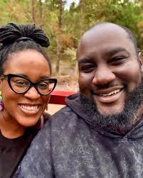 Connie Lewellen's Instagram, Twitter & Facebook