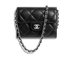 Inspired by the likeness of a soldier bag's strap, over the years chanel has introduced different kinds of chains on their bags all of which are iconic in their own right. 75 Never Before Seen Chanel Accessories Wallets And Wocs Are Now Available For Pre Collection Fall 2018 Purseblog