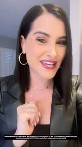 Broadcast vs. BTS ✨🎥 Did you guys see this shot last weekend? #meganolivi  #ufcreporter #sportsbroadcaster #sportsreporter #ufc #sportsbroadcasting  #meganolivi #sports