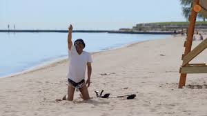 Impressive! This Man Successfully Pretended To Ignore A Parent Yelling At  Their Child In Public