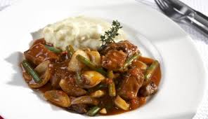 Wetterauer Gulasch Aus Hessen Rezept Hessische Kuche Hessische Rezepte Einfache Gerichte